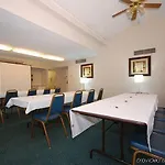 Quality Inn & Suites Airport 