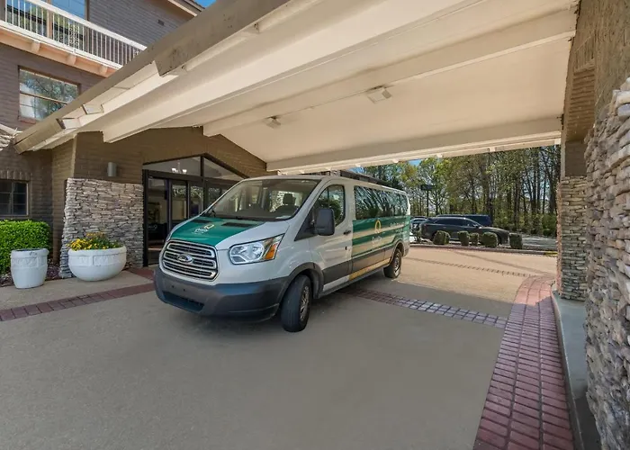 Quality Inn & Suites Airport